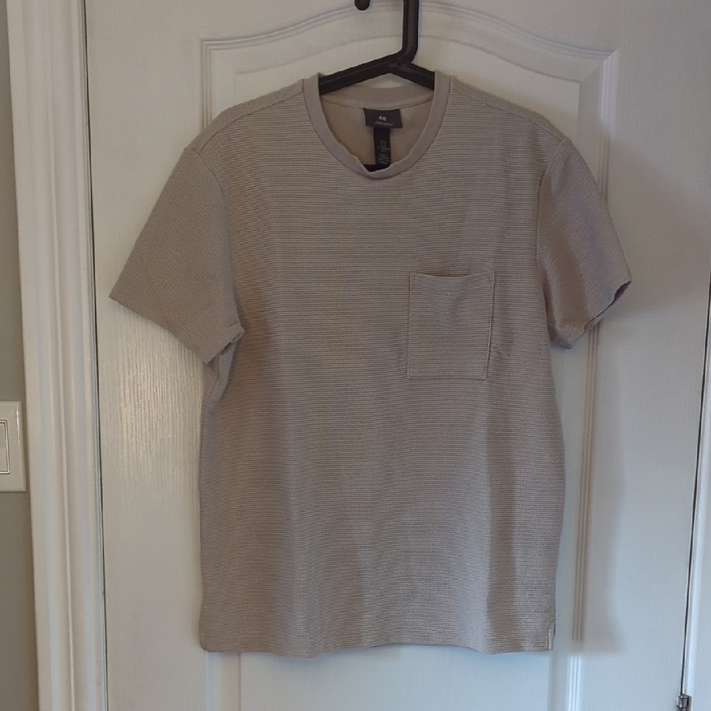 H&M Light Brown Short Sleeve Tee